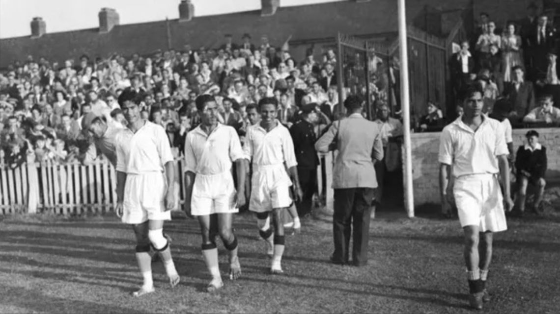 El mito de los pies descalzos y la verdadera razón de la baja de India en 1950