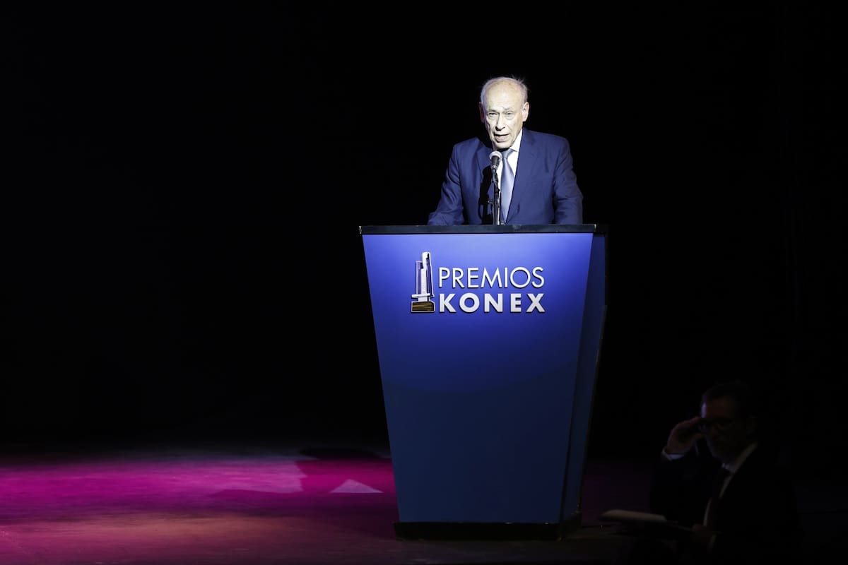 Konex: cien diplomas a las humanidades y la pregunta sobre políticas culturales